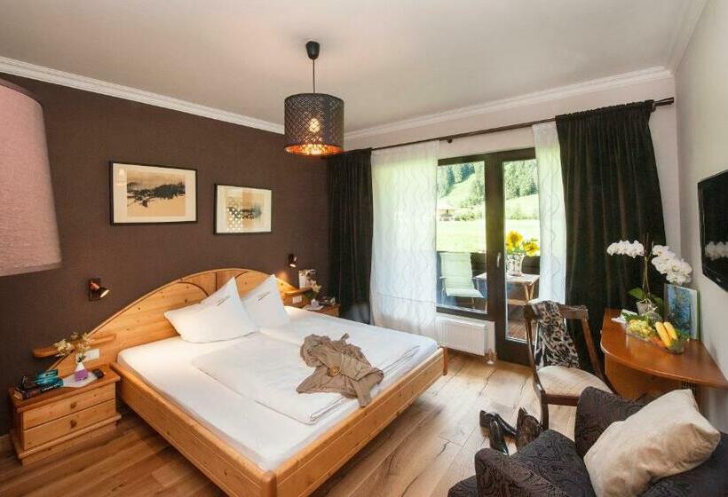 Номер Стандарт, Lärchenhof