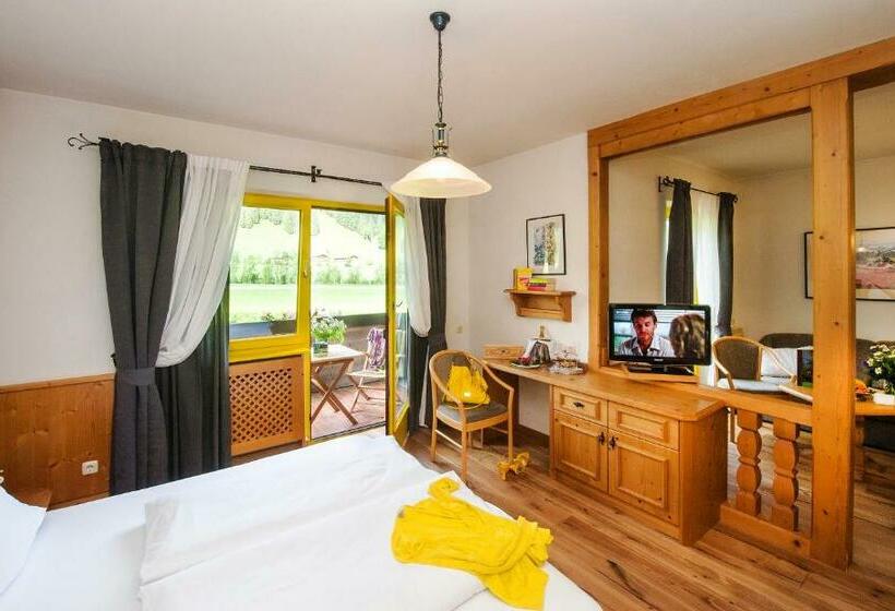 Полулюкс, Lärchenhof