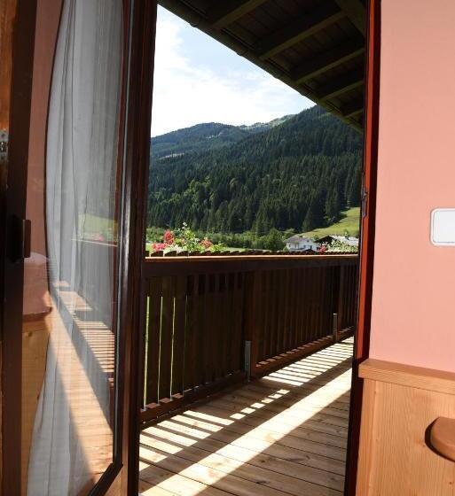 Люкс, Lärchenhof