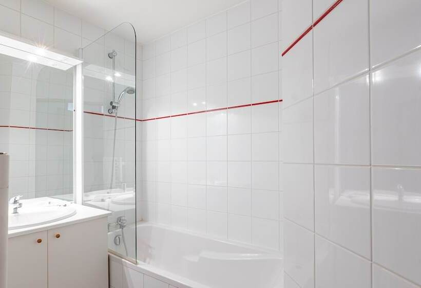 דירת שלושה חדרים, Madame Vacances Residence Les Jardins De La Vanoise