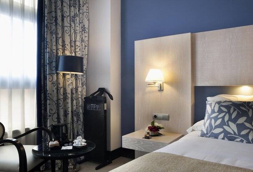 اتاق اجرایی, Nuevo Boston