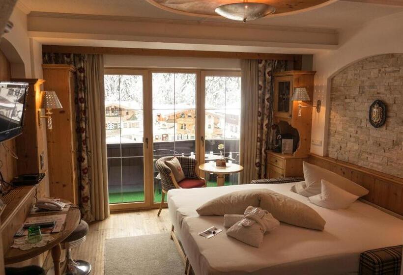 标准单人间, Platzer Superior