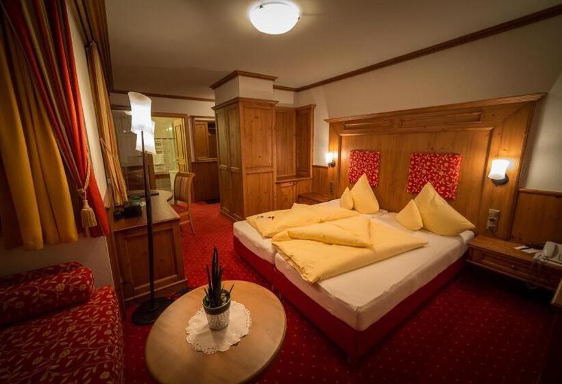 高级大房间, Platzer Superior