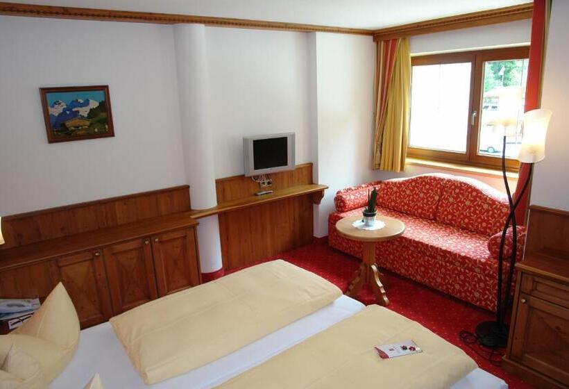 高级大房间, Platzer Superior