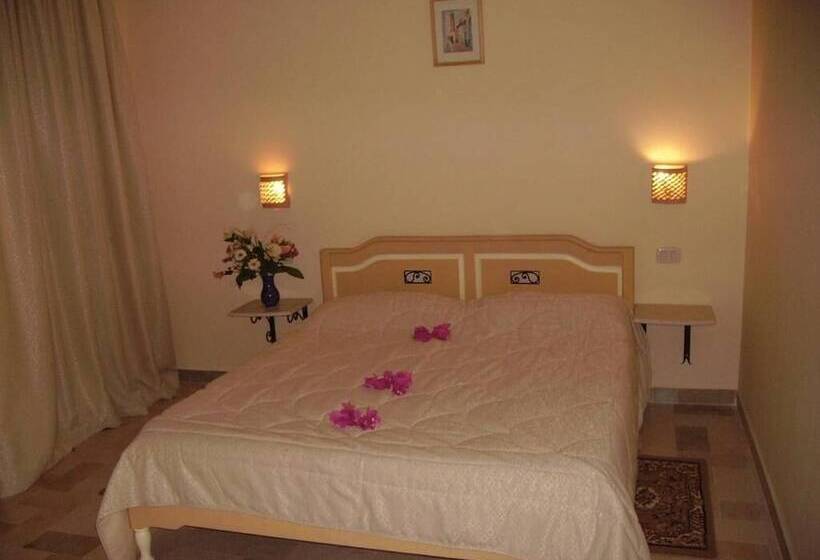 标准单人间, Residence Romane