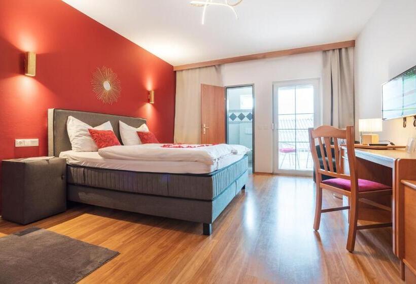 غرفة قياسية مزوَّدة بشُرفة, Das Blaufränkisch Weinhotel & Restaurant