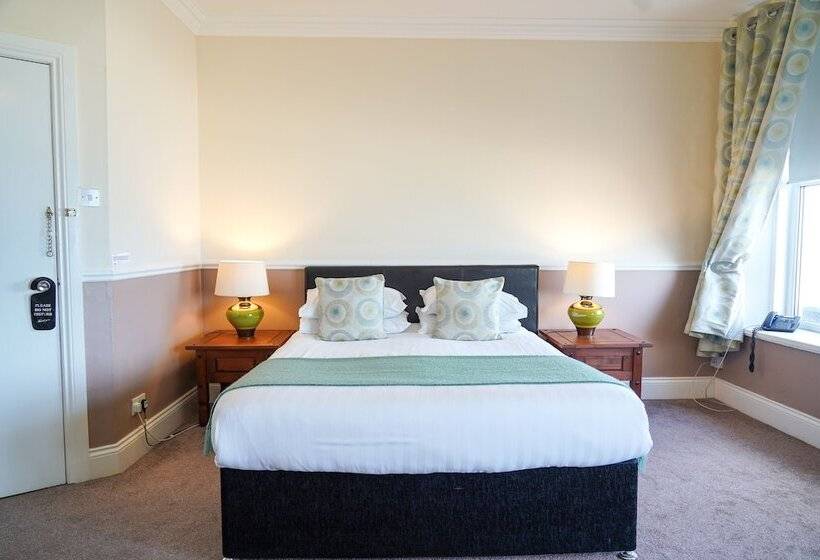 غرفة قياسية, The Royal