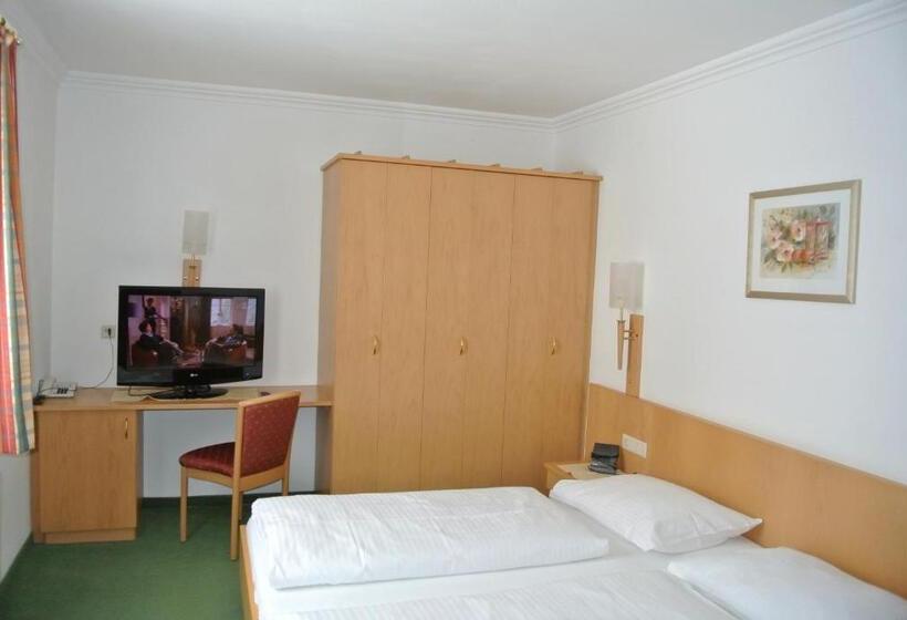Номер Комфорт Индивидуальный, Landhotel Stofflerwirt