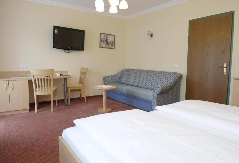 Четырехместный Номер Стандарт, Landhotel Stofflerwirt