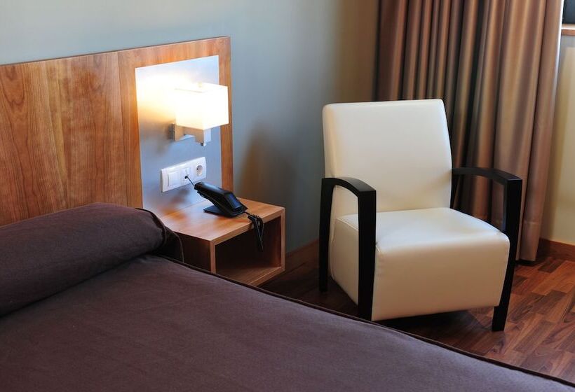 اتاق استاندارد, As Torrent