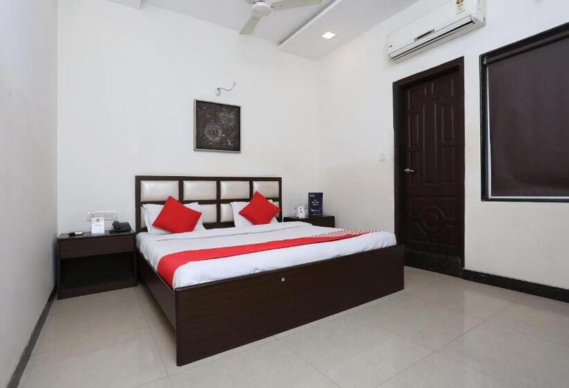 غرفة كلاسيكية ثلاثية, Oyo 2660  Radhe Inn