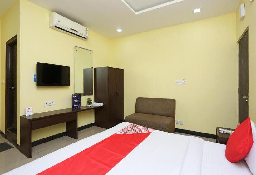اتاق کلاسیک سه تخته, Oyo 2660  Radhe Inn