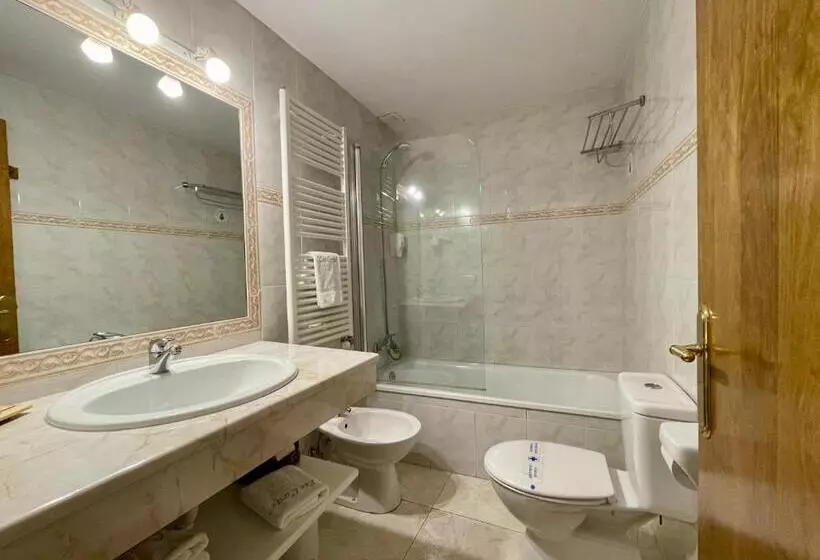 آپارتمان 1 خوابه, Aparthotel Les Corts