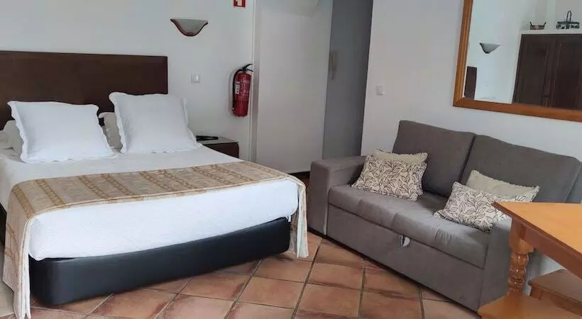 Standard-studio, Casa Da Capelinha