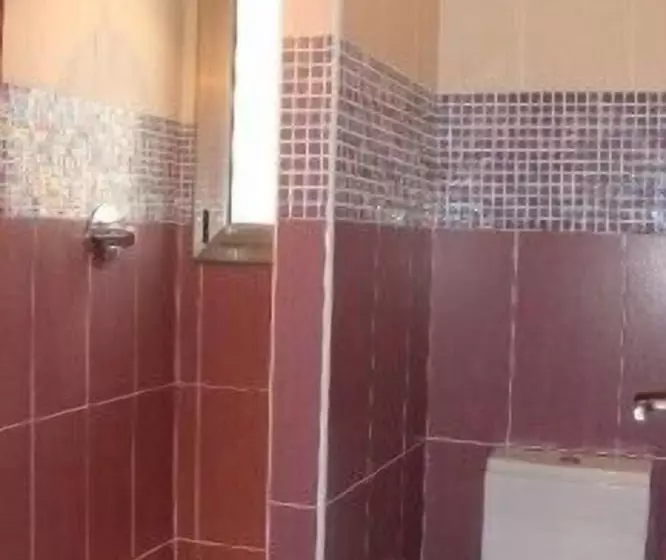 استودیوی پریمیوم, Casablanca Suites   Adults Only
