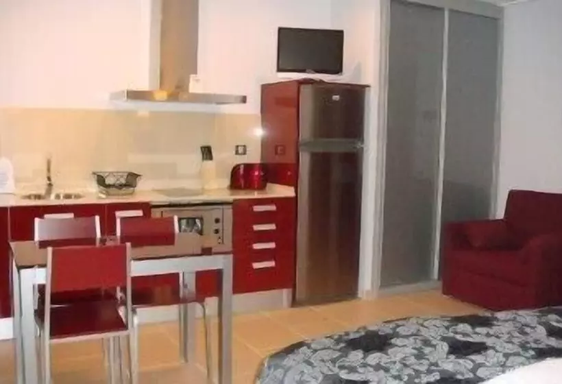 استودیوی پریمیوم, Casablanca Suites   Adults Only