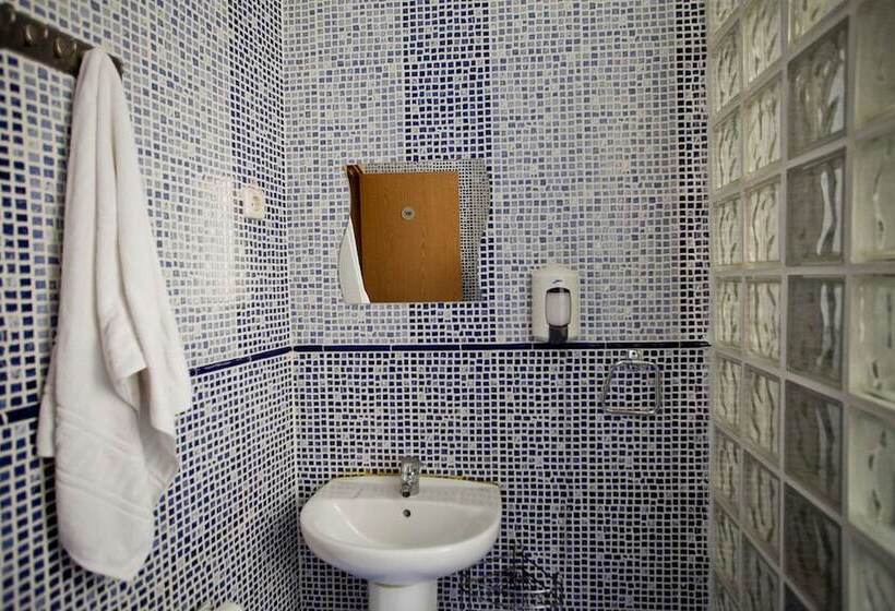 اتاق استاندارد با سرویس بهداشتی مشترک, Hostal La Casa De La Plaza