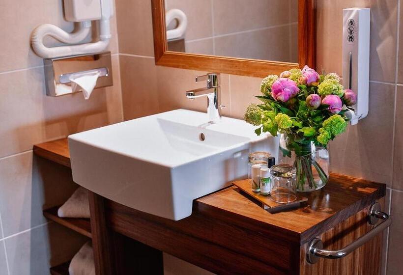 סוויטת ג'וניור, Abbaye Des Capucins Spa & Resort