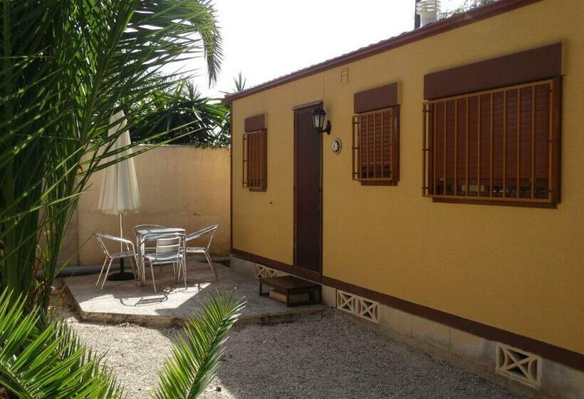 스탠다드 방갈로, Camping Las Palmeras