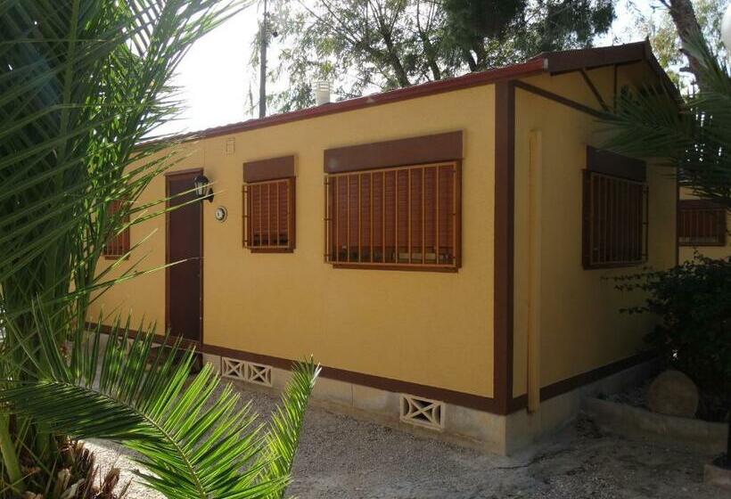 بانگلوی استاندارد, Camping Las Palmeras