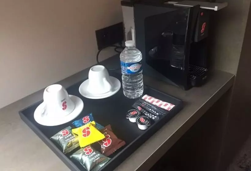 スーペリアシングルルーム, Charleroi Airport   Van Der Valk