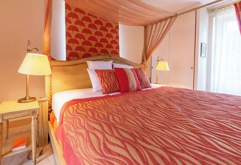 سوییت سوپریور, Clos La Boetie & Spa