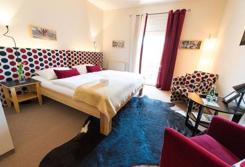 غرفة قياسية, Das Eisenberg