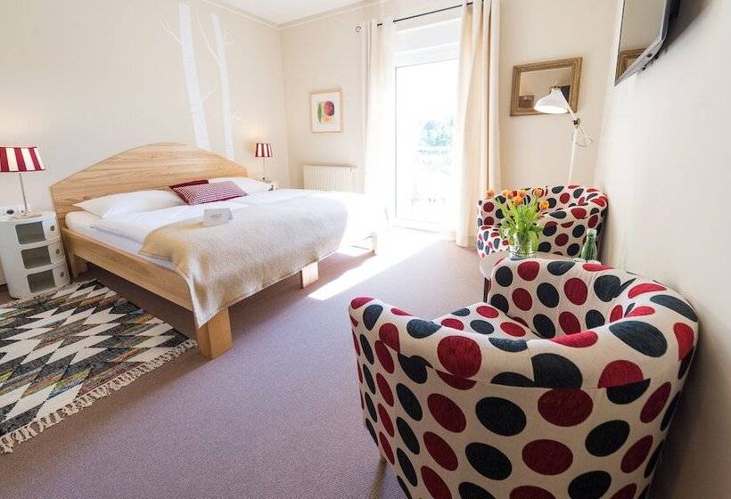 غرفة قياسية, Das Eisenberg