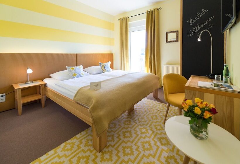 غرفة قياسية, Das Eisenberg