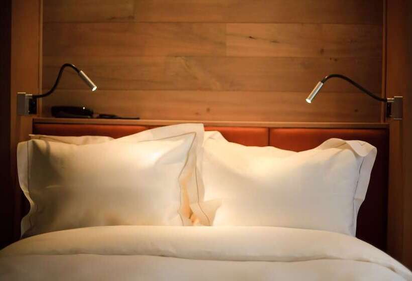 スタンダードルーム, Hidden