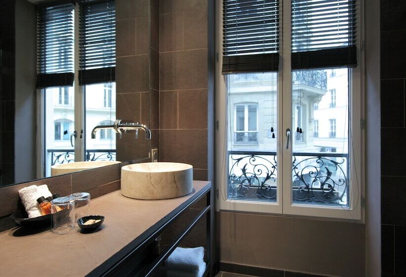 スタンダードルーム, Hidden