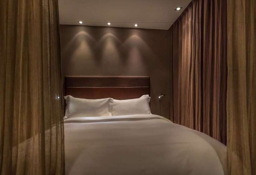 スタンダードルーム, Hidden