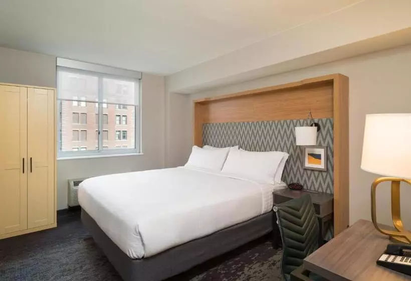 اتاق استاندارد با تخت بزرگ, Holiday Inn Wall Street, An Ihg