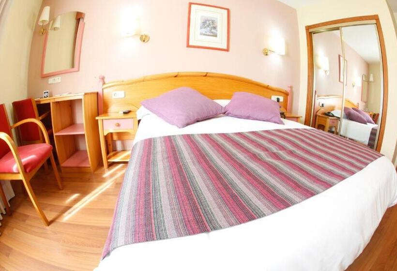 スタンダードルーム, Maria De Luna