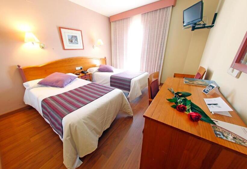 スタンダードルーム, Maria De Luna