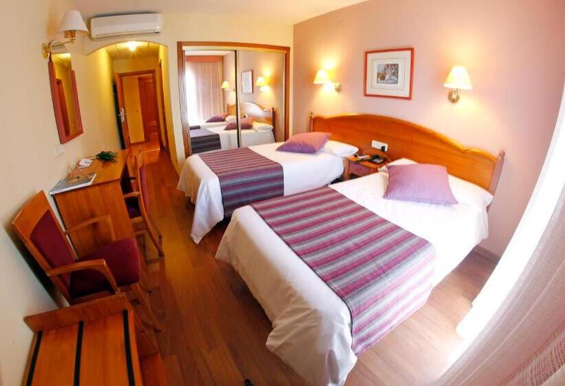 スタンダードルーム, Maria De Luna