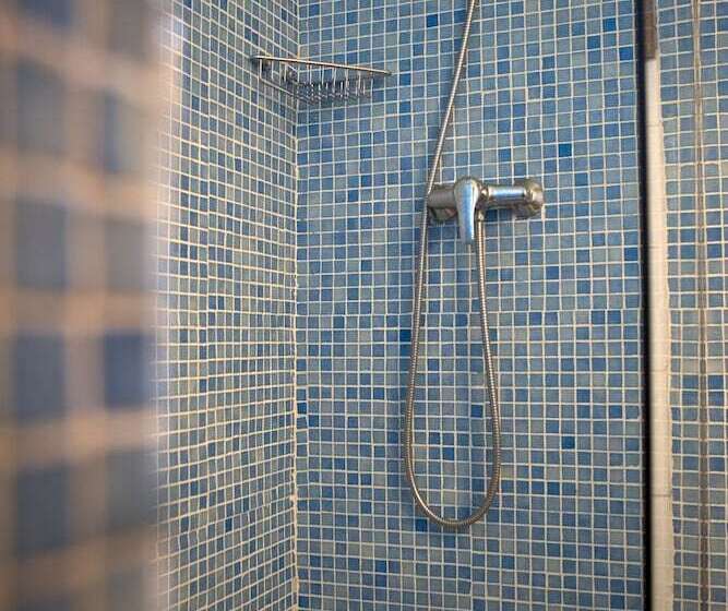 חדר סטנדרט, Rural La Data