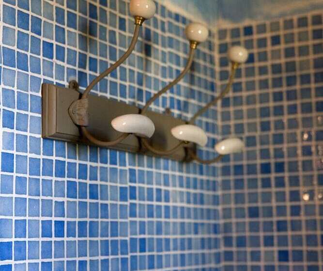 غرفة قياسية, Rural La Data