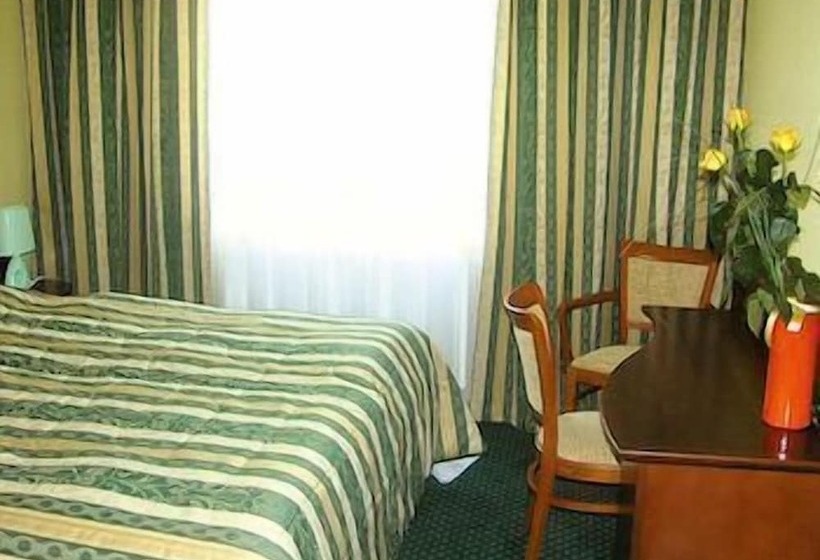 اتاق استاندارد, Terasa