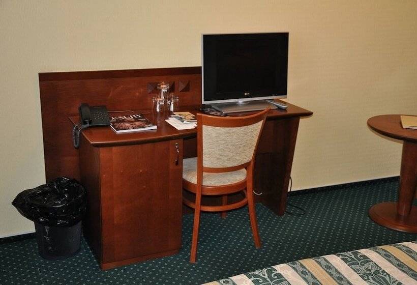 Номер Стандарт, Terasa