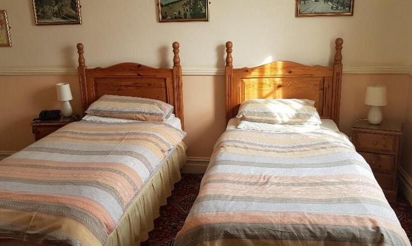 スタンダードルーム, The New Inn