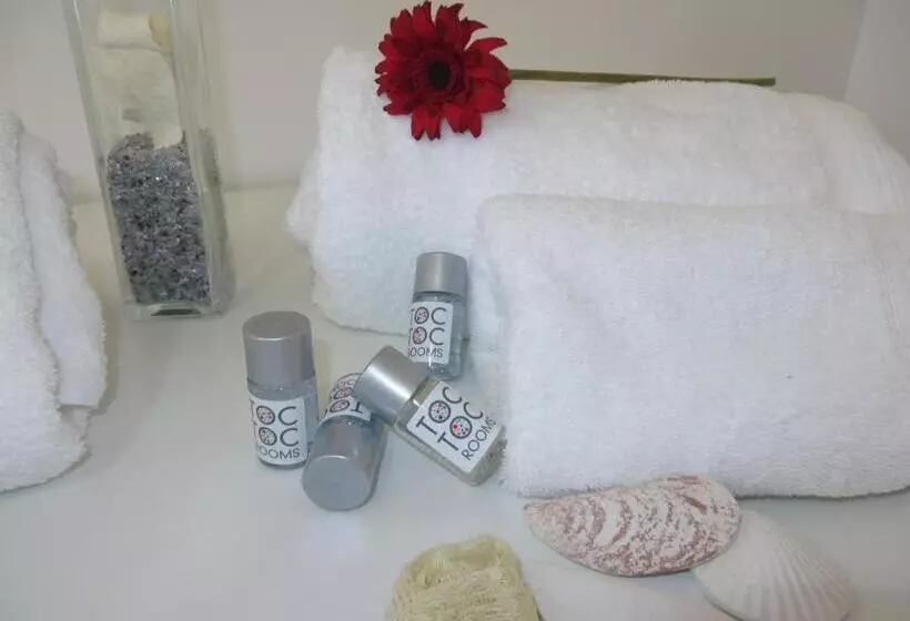 اتاق استاندارد چهار تخته, Toctoc Rooms