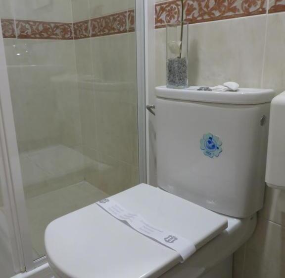 اتاق استاندارد چهار تخته, Toctoc Rooms