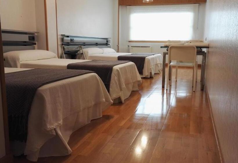 اتاق استاندارد چهار تخته, Toctoc Rooms