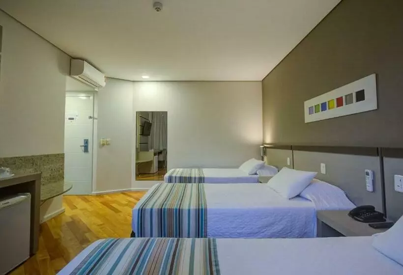 Deluxe Kolmen Hengen Huone, Viale Cataratas Hotel & Eventos