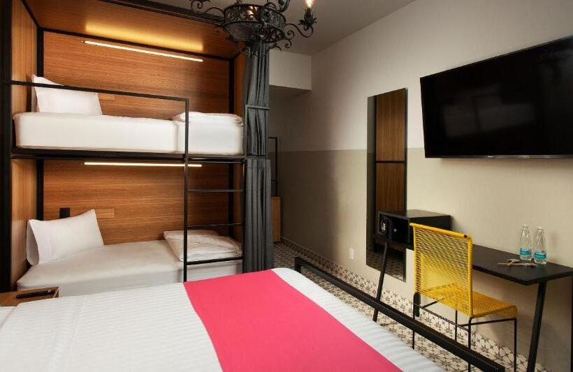 Люкс Повышенной Комфортности, Hostal Casa Mx Centro