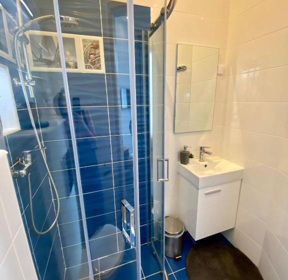 Standardrum, Sleeping Sailor Boutique