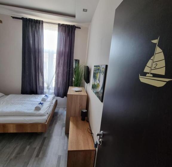 Standardrum, Sleeping Sailor Boutique