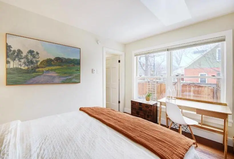 デラックスルーム, Boulder Guest House