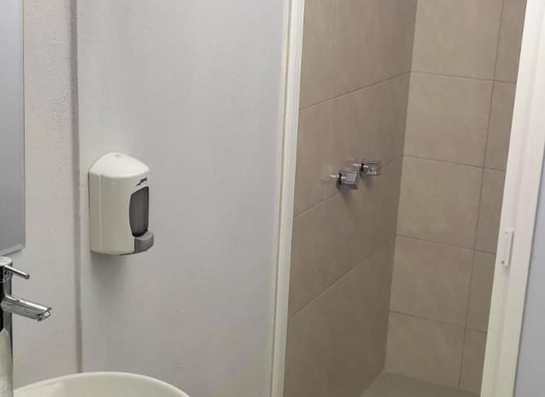 Economy Kamer, El Hostalito Metepec